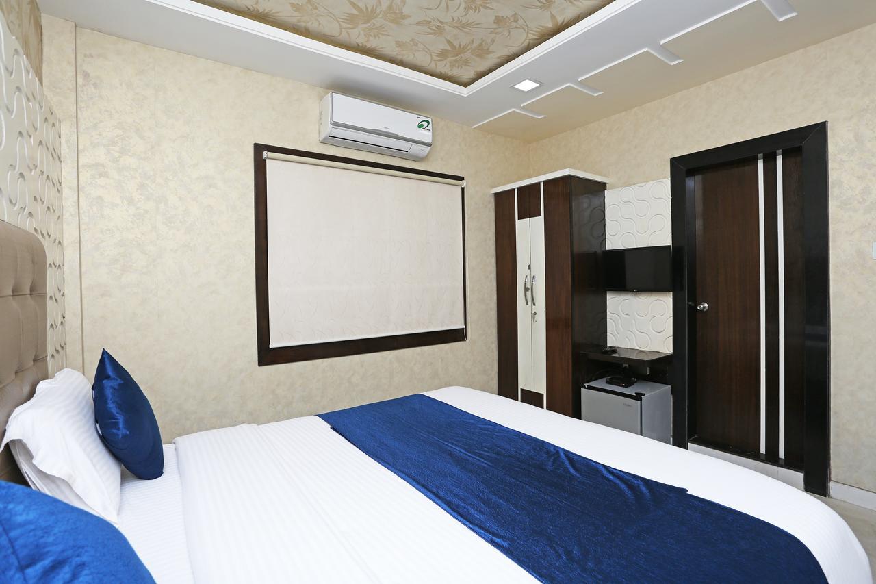 Hotel Golden Orchid Μπουμπάνεσβαρ Εξωτερικό φωτογραφία