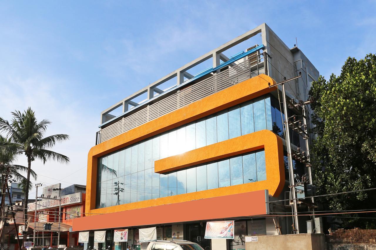 Hotel Golden Orchid Μπουμπάνεσβαρ Εξωτερικό φωτογραφία